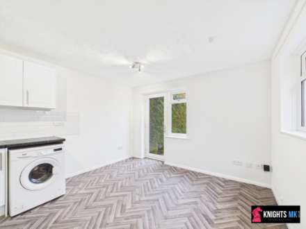 Greenwich Gardens, Newport Pagnell, Image 2