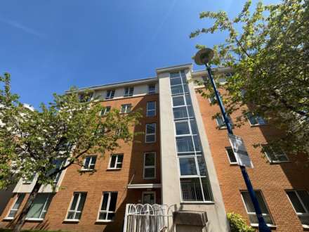 2 Bedroom Apartment, Reresby Court, Cardiff Bay, Cardiff,  CF10 5NR