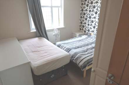 Baron's Court, Penylan, Cardiff, CF23 9DG, Image 7