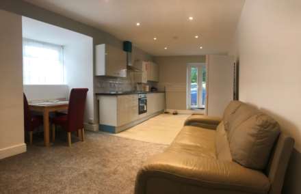 Richmond Road, Roath, CF24 3BU, Image 2