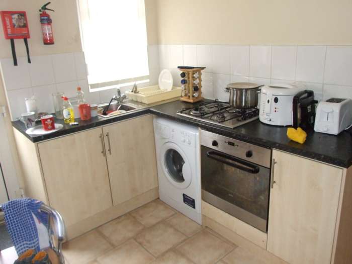 Claude Road, Roath, Cardiff, CF24 3QD, Image 8