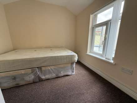 Broadway, adamsdown, CF24 1QE, Image 4