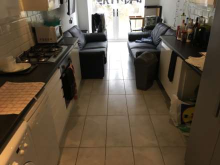 Cathays Terrace, Cathays, CF24 4HS, Image 1
