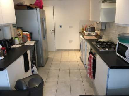Cathays Terrace, Cathays, CF24 4HS, Image 3