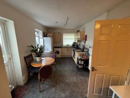 Crwys Road, Roath, Cardiff, CF24 4NF, Image 4