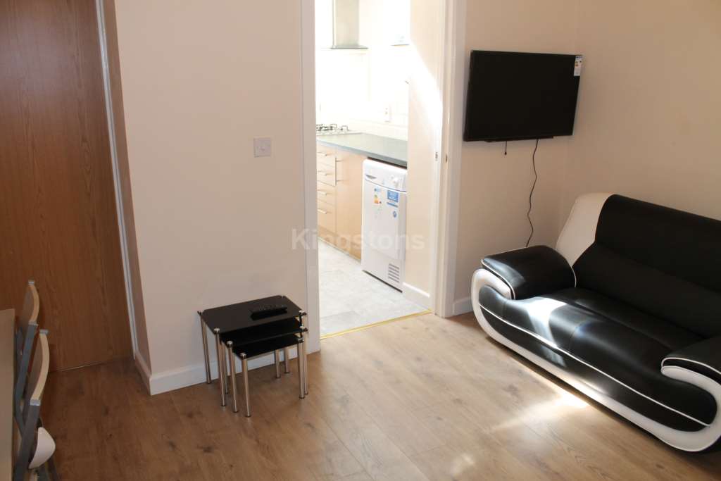 Fitzroy Street, Cathays, CF24 4BL, Image 5