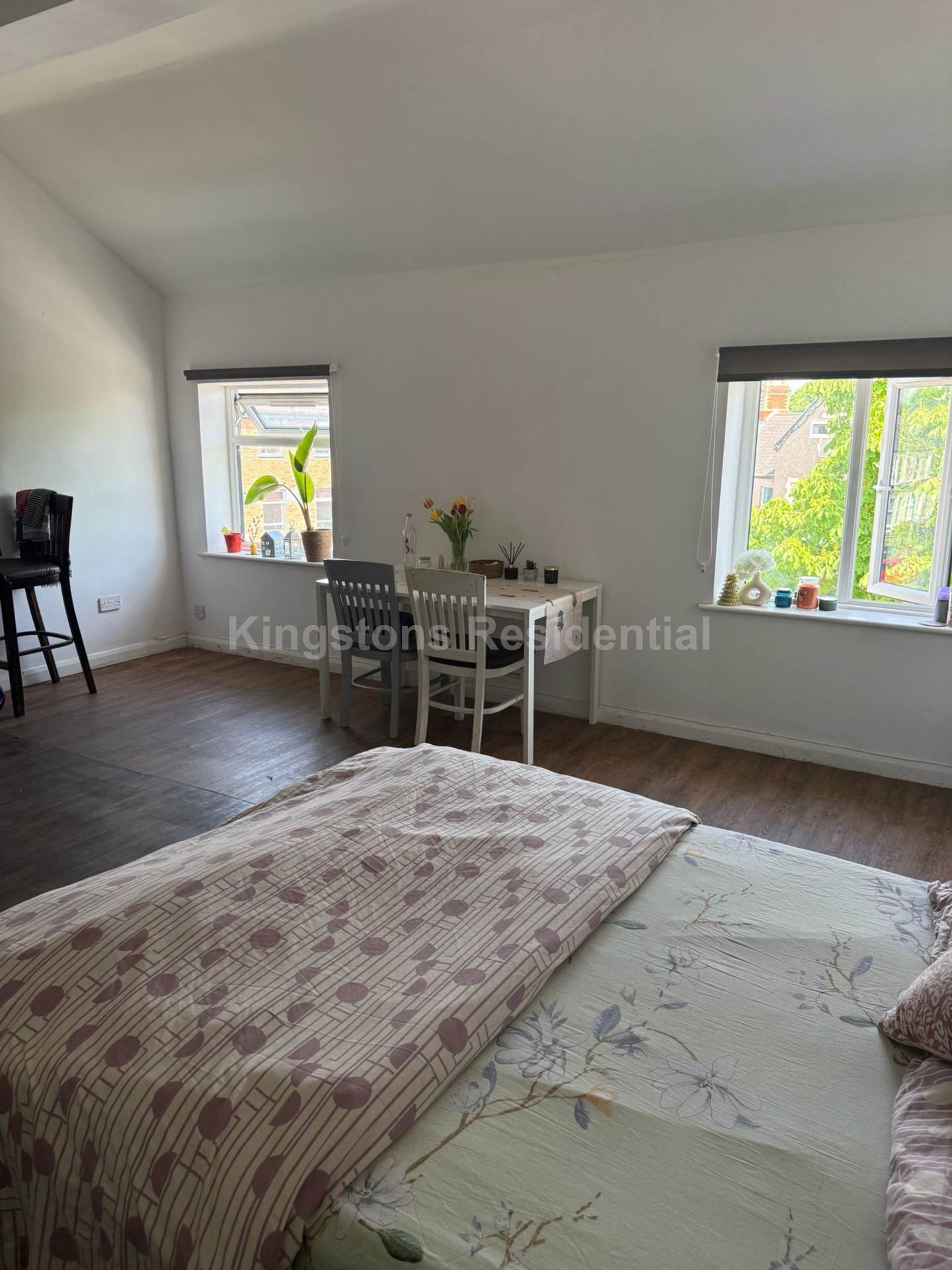 Studio Flat at 7/9 Miskin Street, Cathays, CF24 4AP (Utilities Included), Image 2