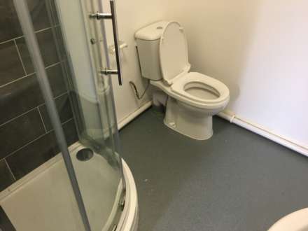 Studio Flat at 7/9 Miskin Street, Cathays, CF24 4AP (Utilities Included), Image 4