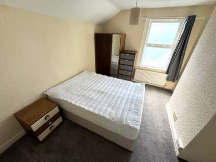Diana St, Cardiff, CF24 4TT, Image 10