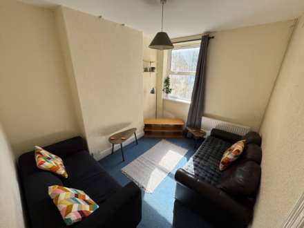 Diana St, Cardiff, CF24 4TT, Image 4