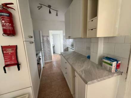 Stow Hill, Pontypridd, CF37 1RZ, Image 4