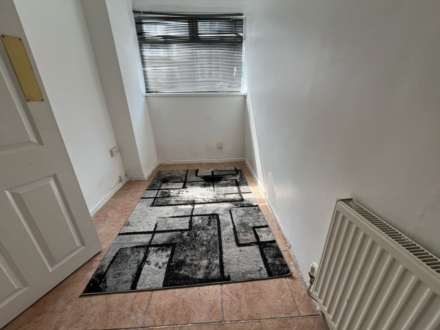 Stow Hill, Pontypridd, CF37 1RZ, Image 5