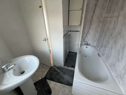 Stow Hill, Pontypridd, CF37 1RZ, Image 7