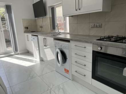 Treherbert Street, Cardiff, CF24 4JN, Image 2