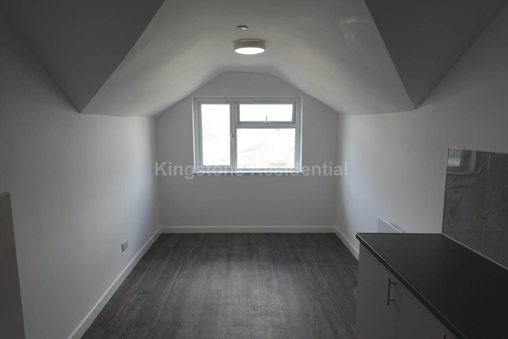 Miskin Street, Cathays, CF24 4AP, Image 4