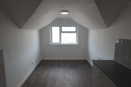 Miskin Street, Cathays, CF24 4AP, Image 4