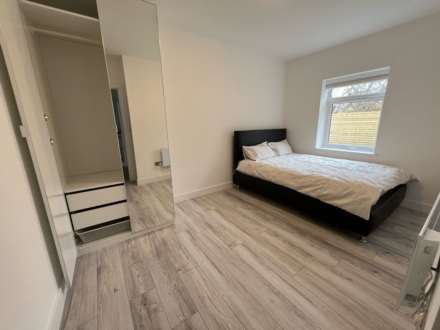 Albany Road, Roath, Cardiff, CF24 3NW, Image 15