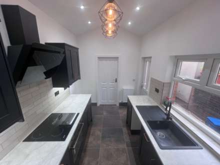 Fanny Street, Cathays, CF24 4EH, Image 1