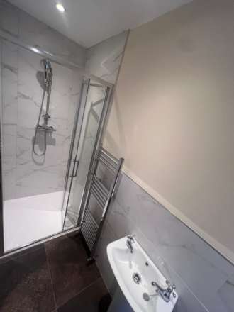 Fanny Street, Cathays, CF24 4EH, Image 13
