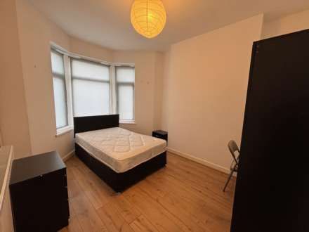 Whitchurch Road, Heath, CF14 3LW, Image 2