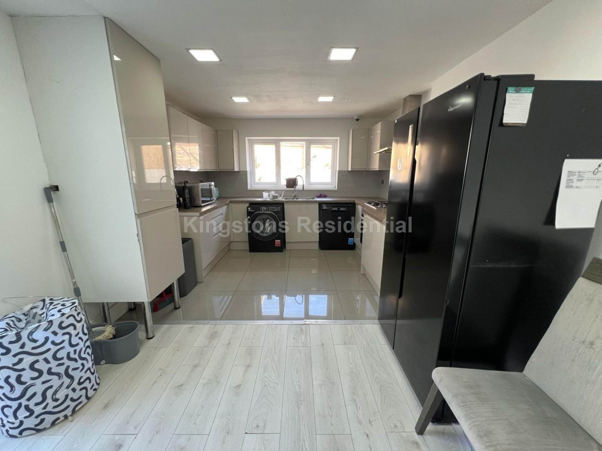 6 Bedroom House at Alfred Street, Roath, Cardiff, CF24 4TY, Image 5