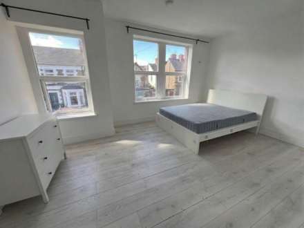 6 Bedroom House at Alfred Street, Roath, Cardiff, CF24 4TY, Image 16