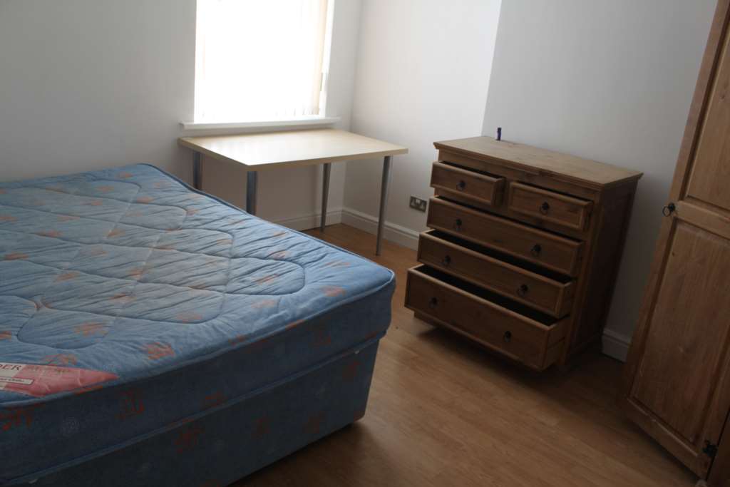 6 Bedroom House at Alfred Street, Roath, Cardiff, CF24 4TZ, Image 10