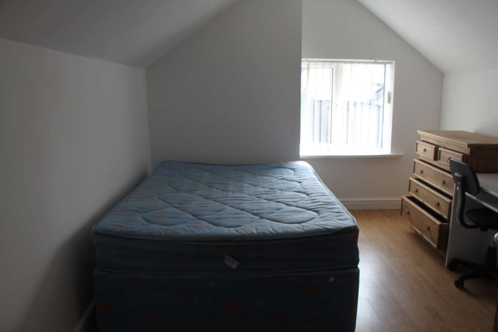 6 Bedroom House at Alfred Street, Roath, Cardiff, CF24 4TZ, Image 13
