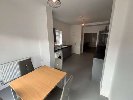 5 bedroom House at Brithdir Street, Cathays, CF24 4LE, Image 14