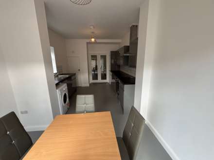 5 bedroom House at Brithdir Street, Cathays, CF24 4LE, Image 17