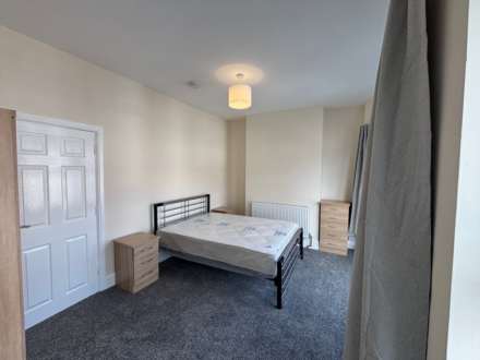 5 bedroom House at Brithdir Street, Cathays, CF24 4LE, Image 31