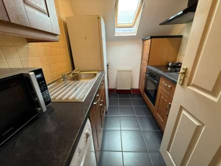 Gordon Road, Cathays, Cardiff, CF24 3AJ, Image 8