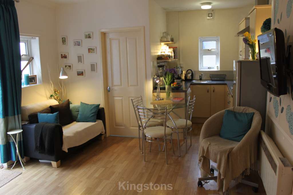 Mackintosh Place, Cardiff., Image 1