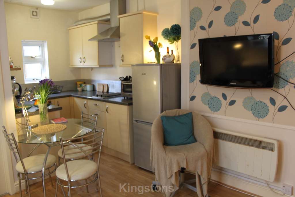 Mackintosh Place, Cardiff., Image 4