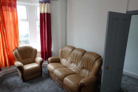 Allensbank Crescent, Heath, Cardiff, CF14 3PR, Image 4