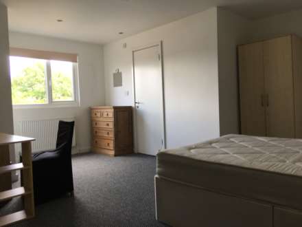 Senghenydd Road, Cathays, Cardiff, CF24 4AG, Image 16