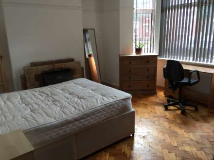 Senghenydd Road, Cathays, Cardiff, CF24 4AG, Image 6
