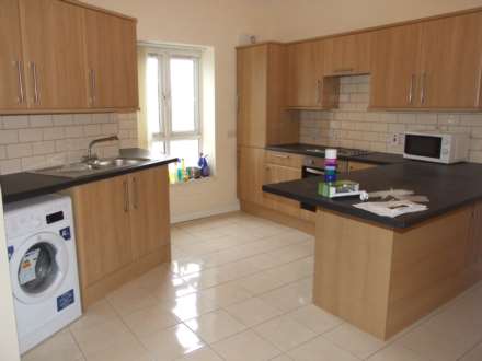 4 Bedroom Flat, Tudor Street, Grangetown