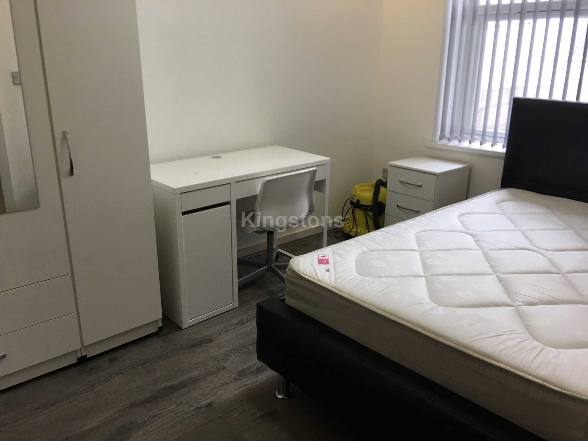 May Street, Cathays, Cardiff, CF24 4EW, Image 11