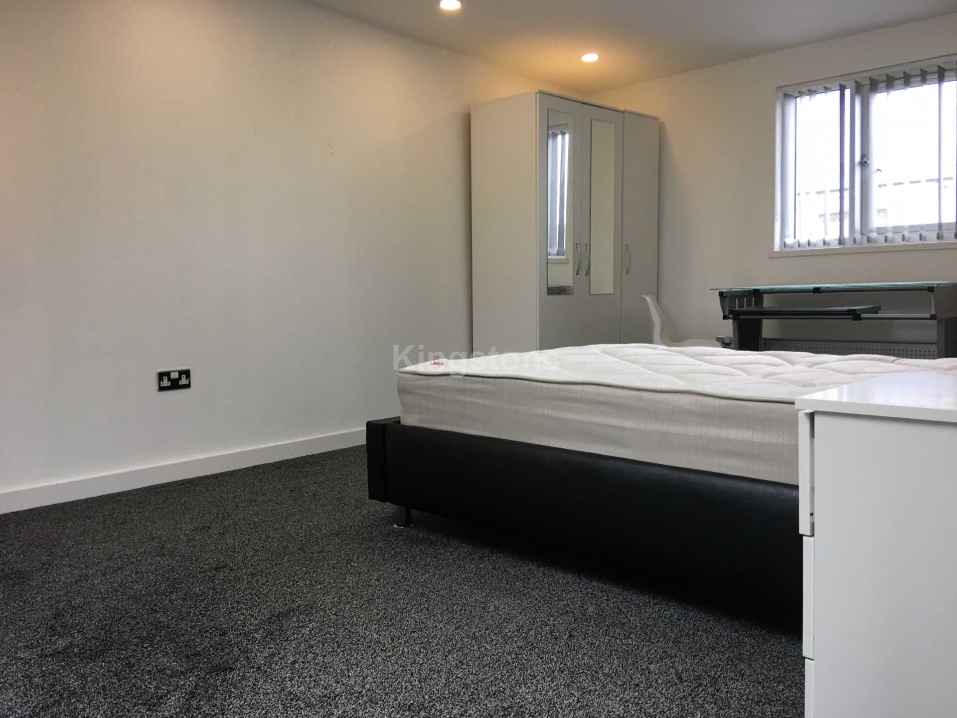 May Street, Cathays, Cardiff, CF24 4EW, Image 15