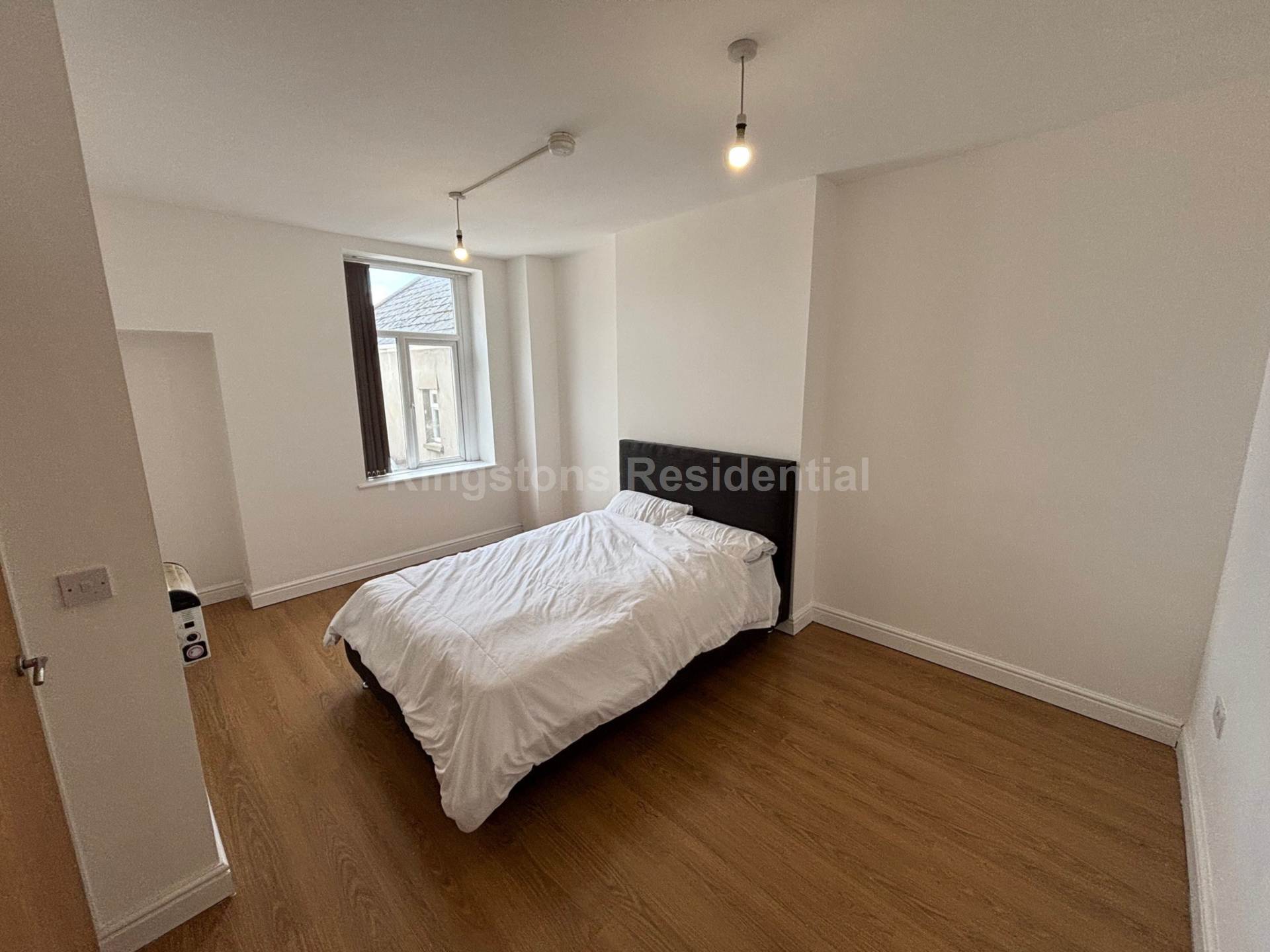 City Road, Roath, Image 7