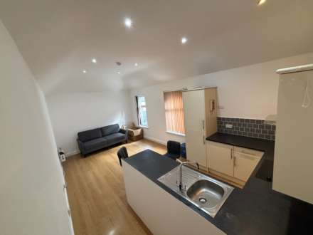 City Road, Roath, Image 4