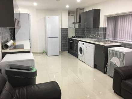 May Street, Cathays, CF24 4EW, Image 2