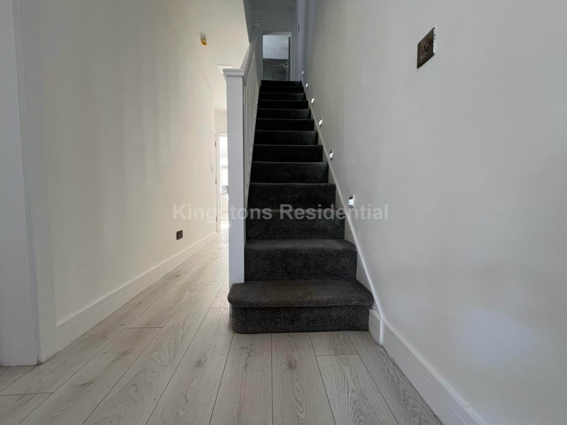 Mackintosh Place, Cathays, Cardiff, CF24 4RJ, Image 11