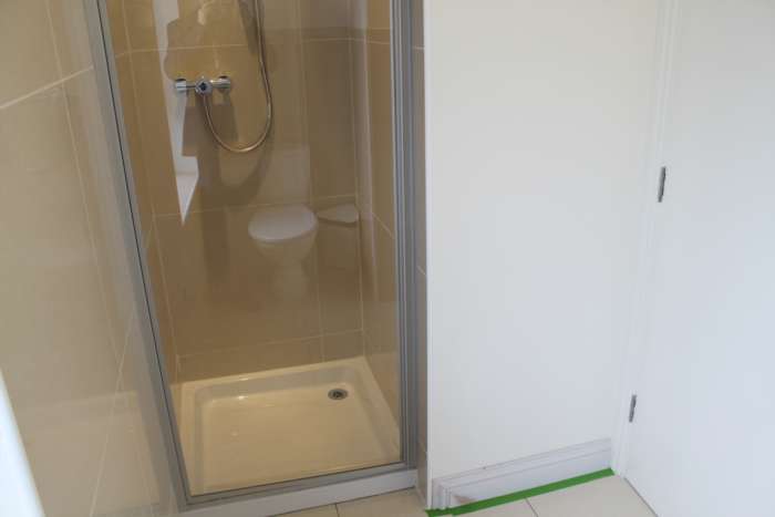 Apartment at the Rear of Rhymney St, Flat 3, Image 4