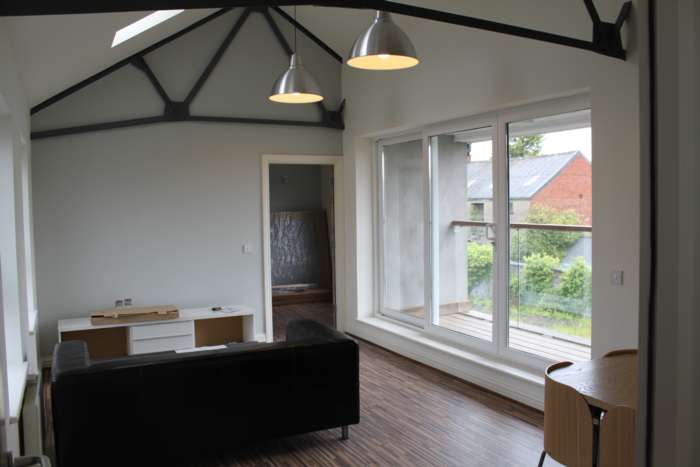 Apartment at the Rear of Rhymney St, Flat 3, Image 8