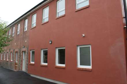 Apartment at the Rear of Rhymney St, Flat 3, Image 11