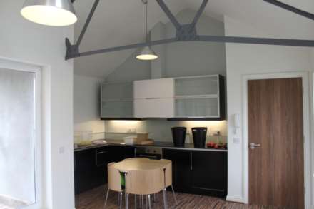 Apartment at the Rear of Rhymney St, Flat 3, Image 6