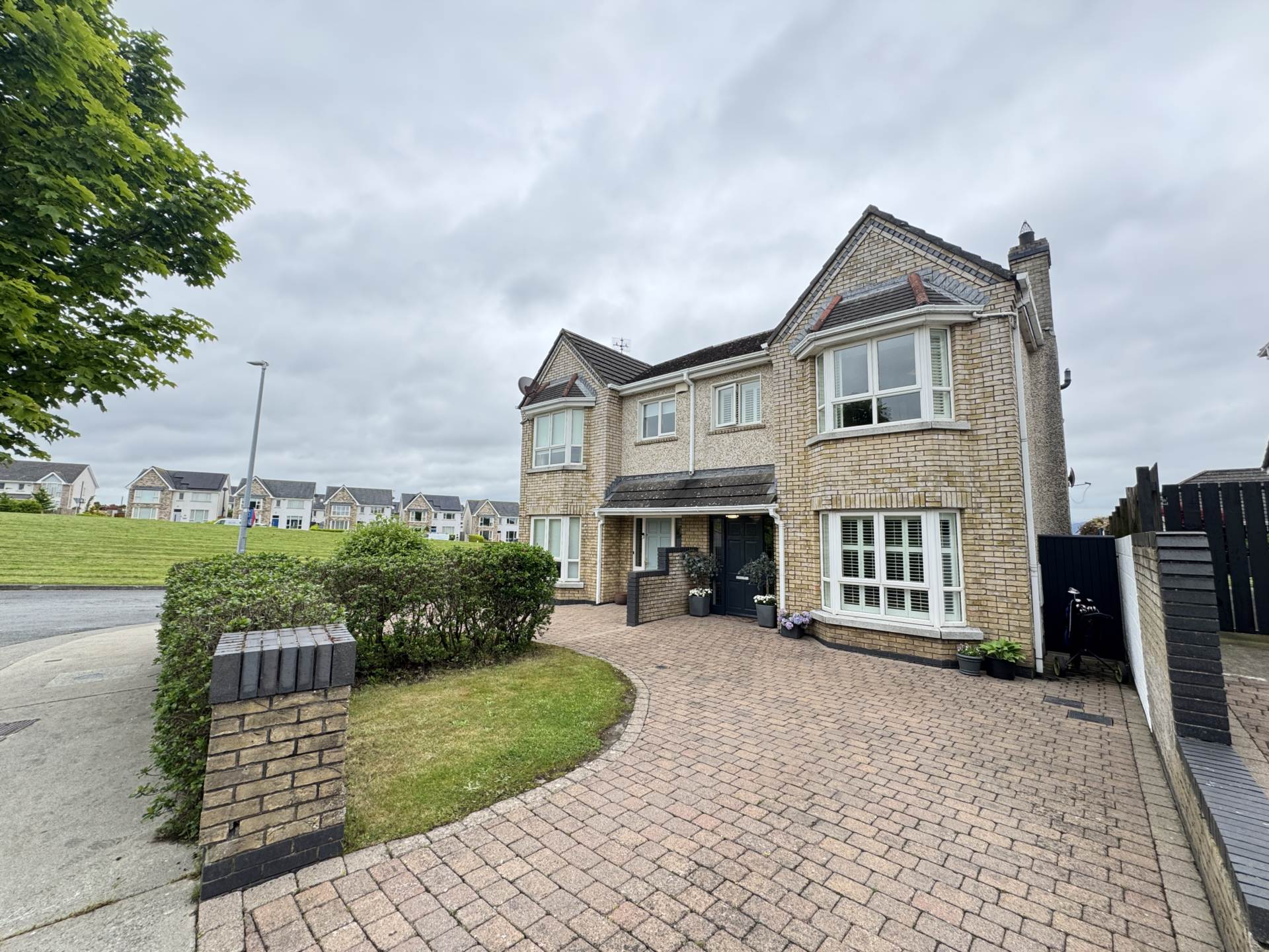 2 Marine Crescent, Blackrock A91 P634