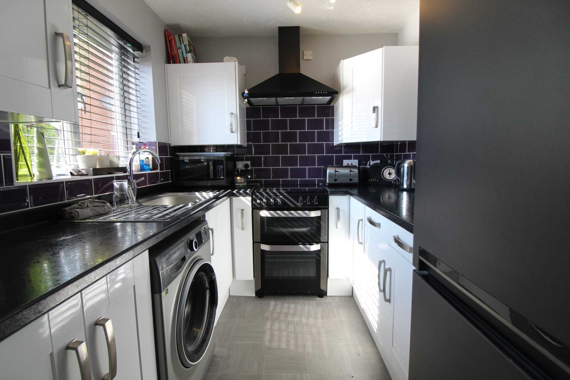 Harrow Close, Aylesbury, Image 3